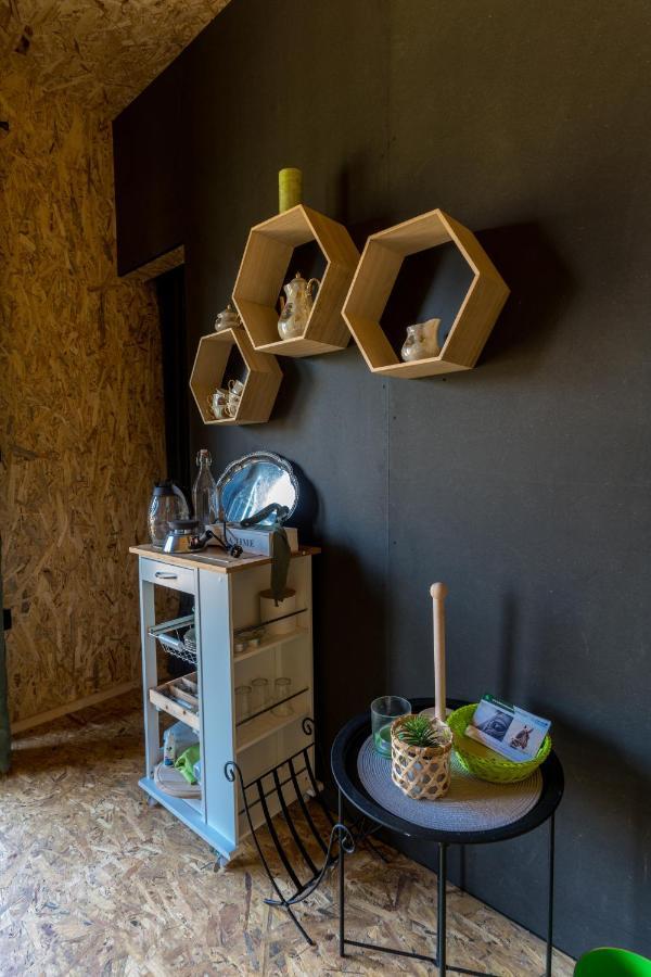 Horse Glamping Park Hotell Cirkovce Exteriör bild