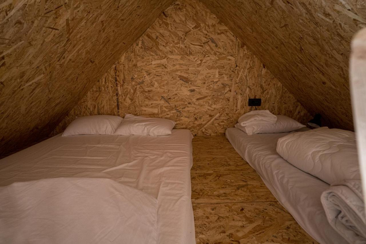 Horse Glamping Park Hotell Cirkovce Exteriör bild
