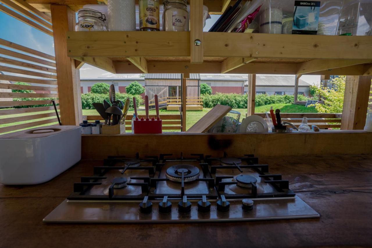 Horse Glamping Park Hotell Cirkovce Exteriör bild